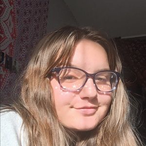 Meet your Posher, Joy